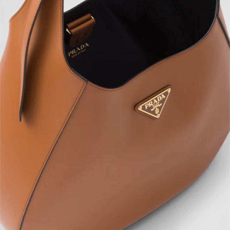 Large leather shoulder bag with topstitching