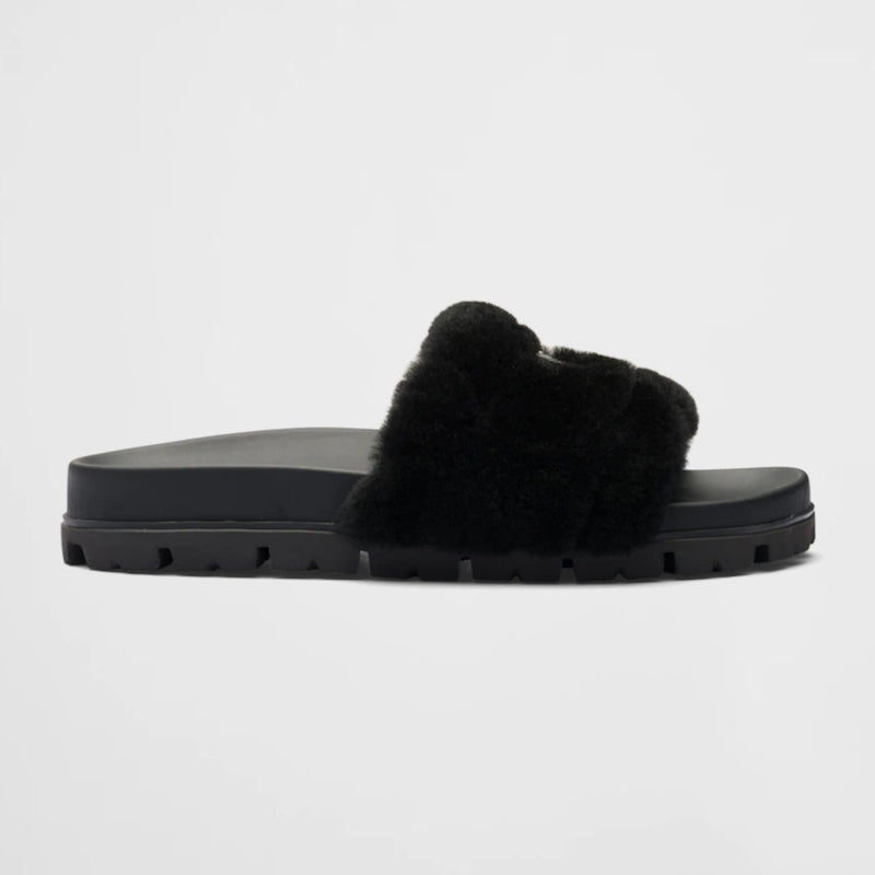 Shearling slides