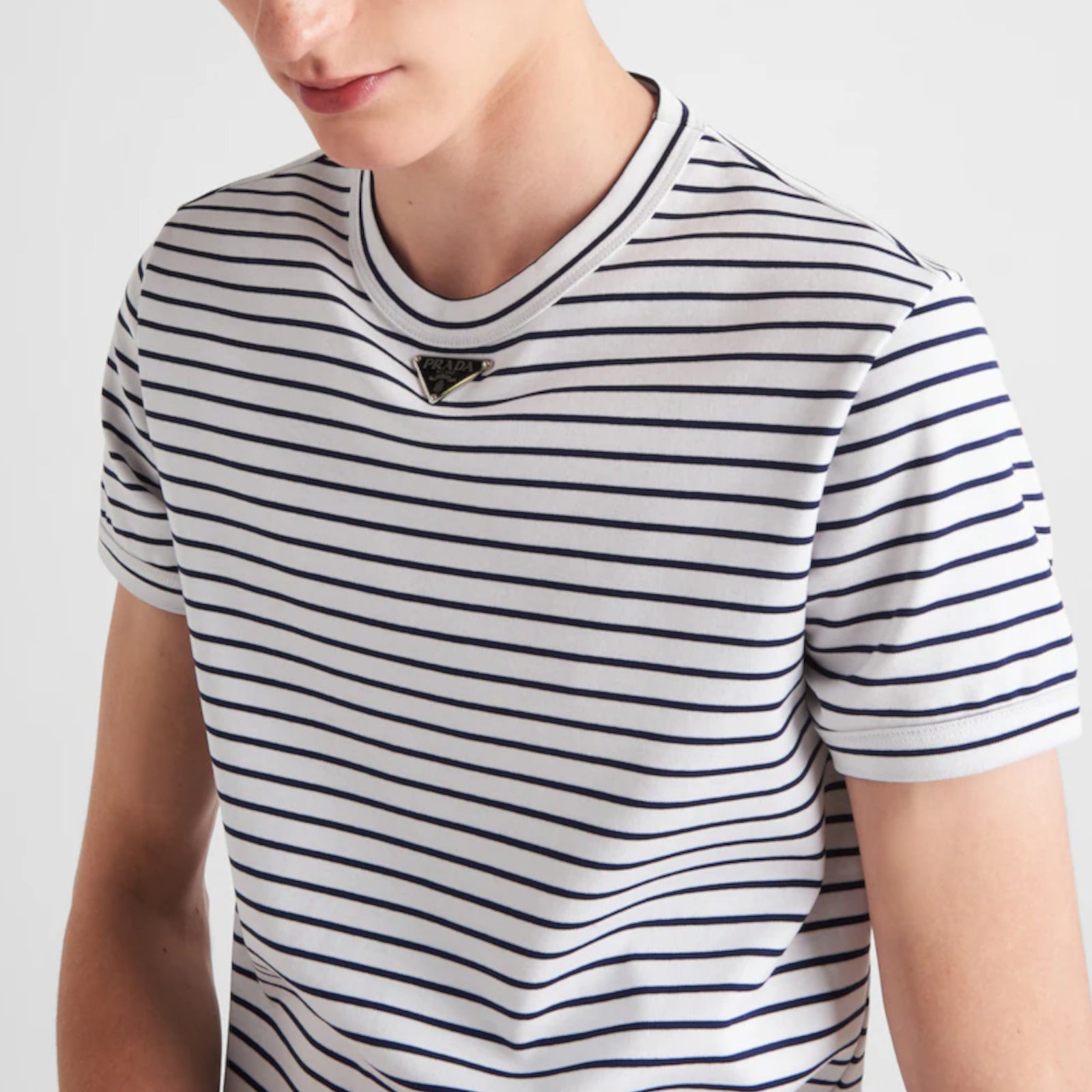 PRADA｜ (UJN824 S 222 111L F0N98) Prada cotton t-shirt - Men – myCompañero