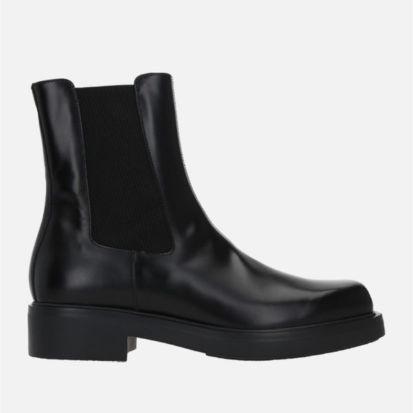 ROIS BRUSHED LEATHER CHELSEA BOOTS